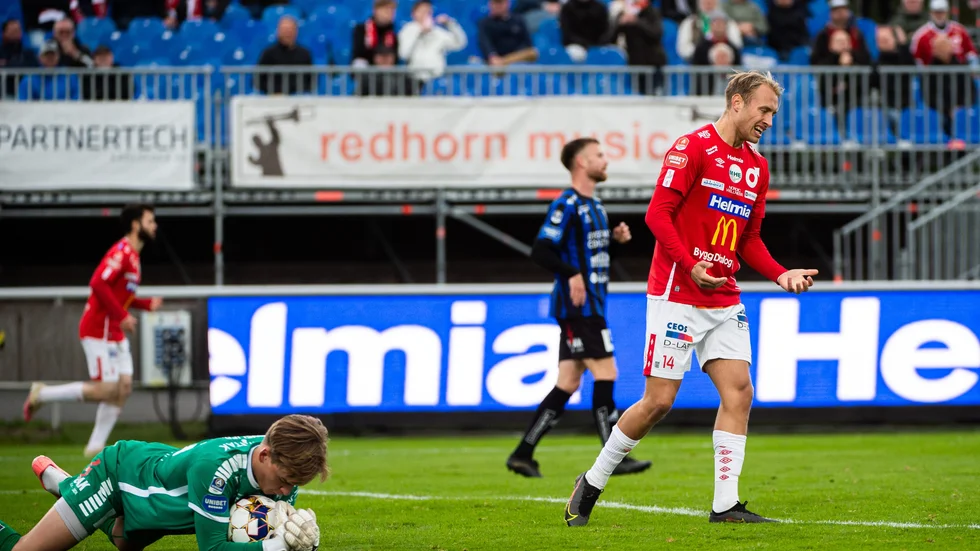 Det vill sig inte för Degerfors och gotländske strikern Villiam Dahlström. Torsk 1-2 mot Sirius och laget sjunker i den allsvenska tabellen.