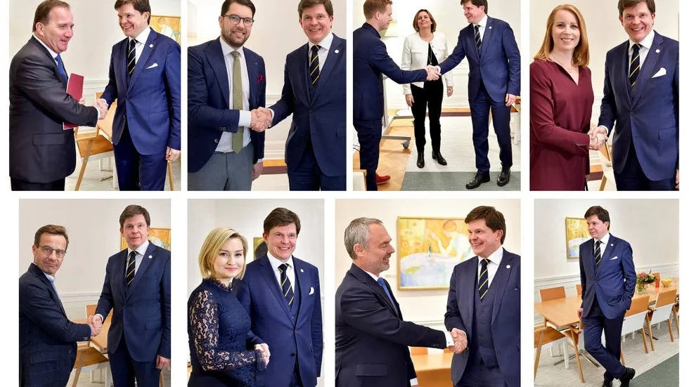 Många samtal har det blivit och varit i jakten efter den nya tidens mitten. Men det går lite trögt. Väljarnas mitten vill politikerna inte ha.