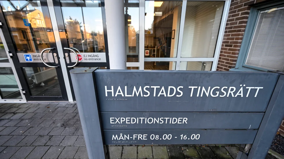 En man har av tingsrätten i Halmstad dömts för grov våldtäkt mot barn. Arkivbild.