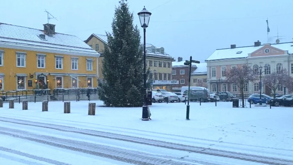 Snön har fallit över Vimmerby och riktigt låga temperaturer väntas.