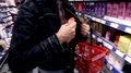 Stöld i lokal mataffär: "Finns på film"
