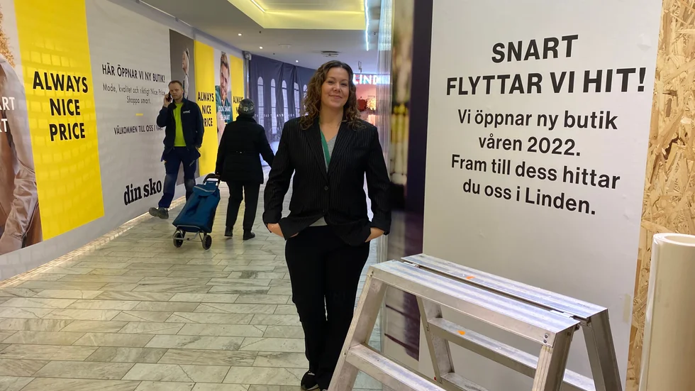 Flyttkarusell och ombyggnation. Emma Tördahl, centrumledare hos Lundbergs Fastigheter, i Spiralen 2. Din sko flyttar in i gamla Cervera och Dressmann flyttar in mitt emot.