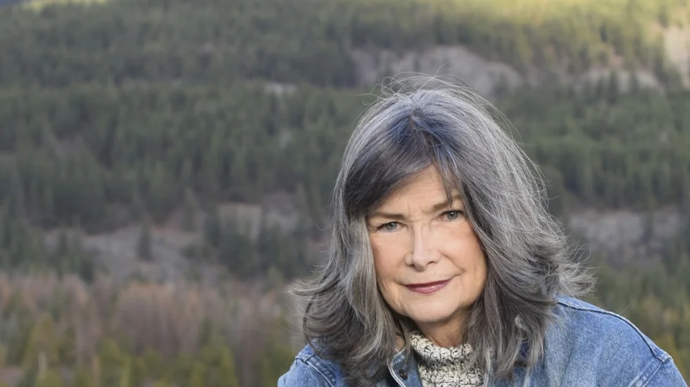 Biologen och forskaren Delia Owens debuterade som 70-åring.