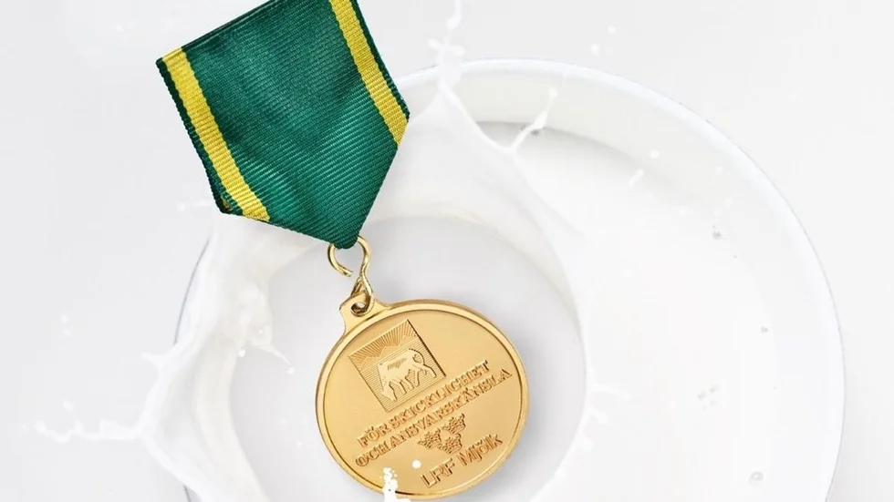 LRF Mjölks Guldmedalj får man för att ha ha levererat mjölk av högsta kvalitet under 23 år.