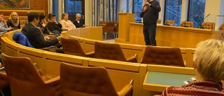 Baudin fick svara om statsministerval och pensioner på Motalamöte