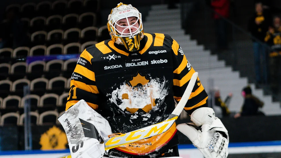 Strauss Mann höll nollan och var matchens lirare när AIK vann mot Linköping.