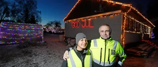Mahitab och Thomas har lagt 40 arbetstimmar – på att julpynta huset: "Börjar redan i september"
