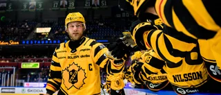 Formtopparna ställs mot varandra – då hyllar kaptenen succékedjan: ”Har varit riktigt bra”