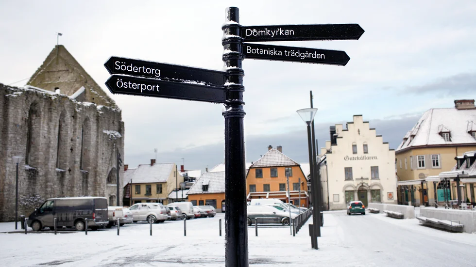 Under fredagen har Världsarvsrådet en egen bod på Stora torget Visby där de bjuder på glögg. Därifrån utgår också de gratis guidade turerna i staden.