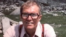 Bertil Holmqvist, Nyköping, har avlidit vid 88 års ålder.