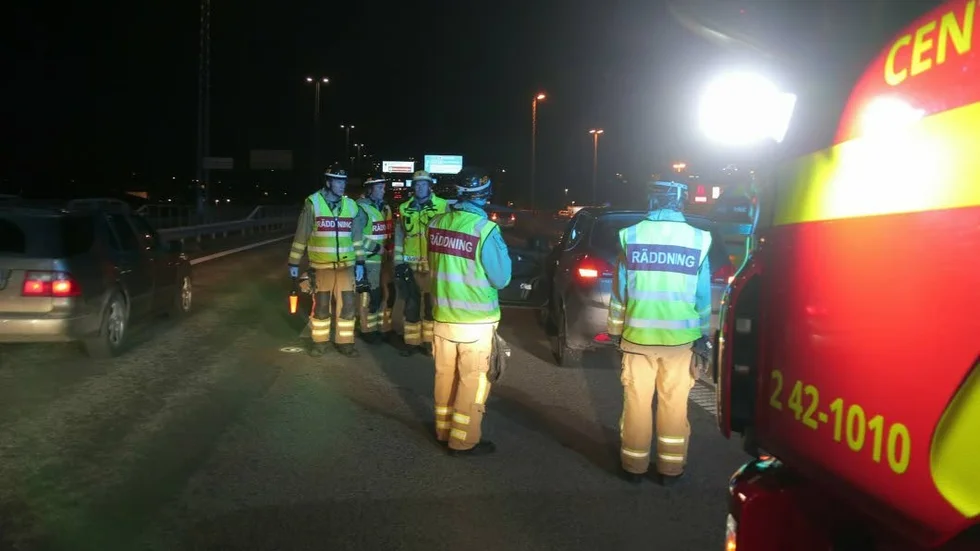 En trafikolycka med två bilar inblandade inträffade på fredagseftermiddagen på Linköpingsvägen.