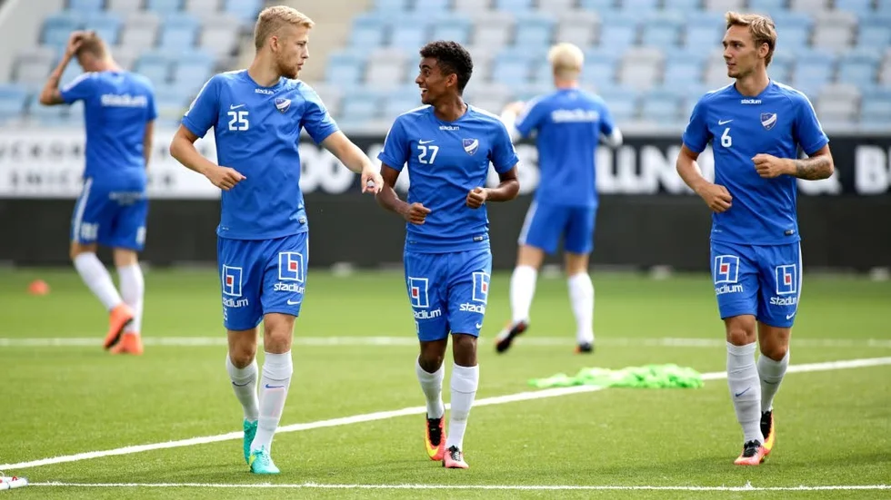 Ny roll. Filip Dagerstål har matchats in på mittfältet på sistone. Blir det han som tar plats bredvid Daniel Sjölund i år?