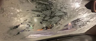 Man togs av polis: Skulle "bara" till macken – struntade i att skrapa rutorna