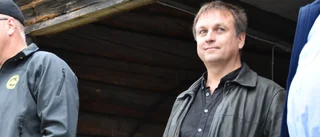  ”Jag föreslår att du avgår med omedelbar verkan”