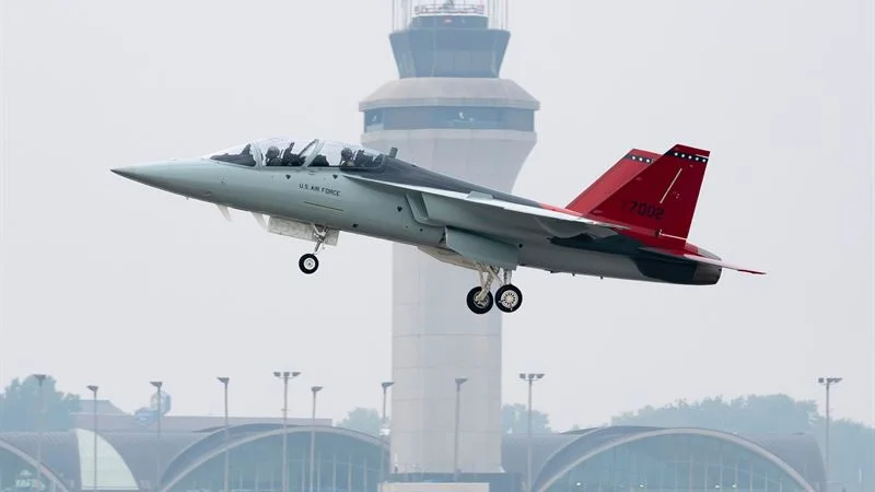 Den 28 juni genomförde en pilot från det amerikanska flygvapnet en första testflygning med det nya skolflygplanet T-7A. 