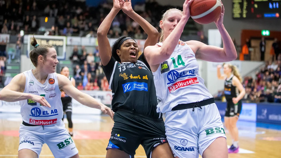 Södertälje vann den första SM--finalen och har nu tagit kommandot i finalserien i bäst av fem matcher.