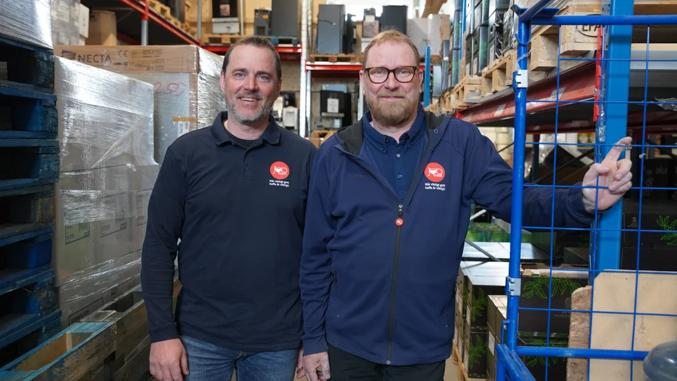 Peder Meijer och Robert Edin på JOBmeal guidar och hjälper kaffesugna kunder med allt från val av automat till kaffeböna. 