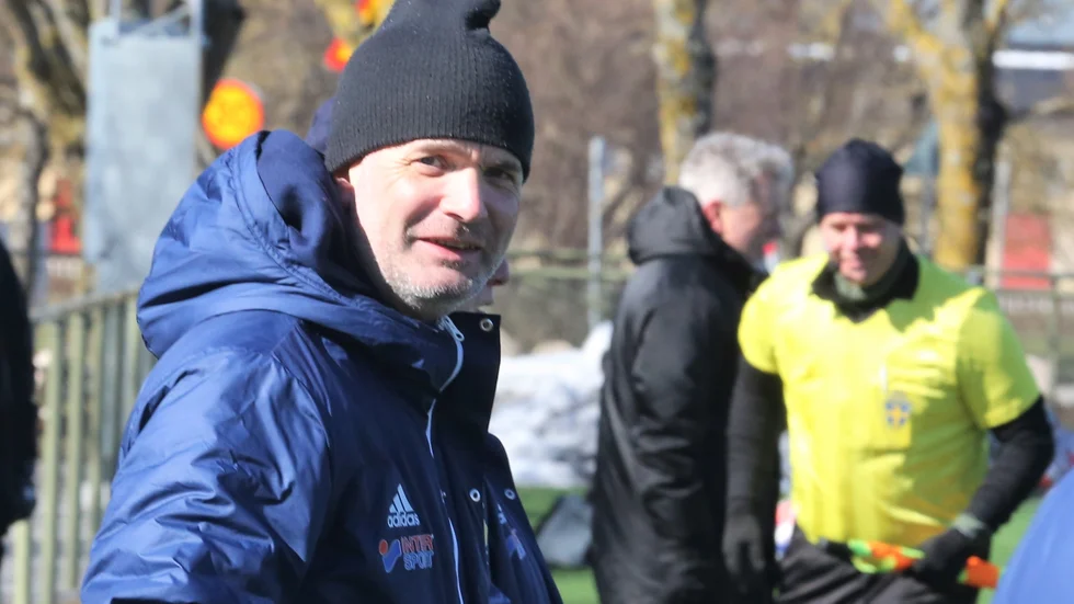 P18 IK:s tränare Kristoffer Ahl.
