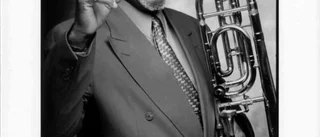 Count Basie Orchestra spelar  i Linköping