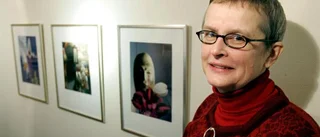 Julia ser bilder överallt