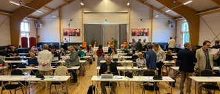 Budgeten klubbad – med en rösts marginal