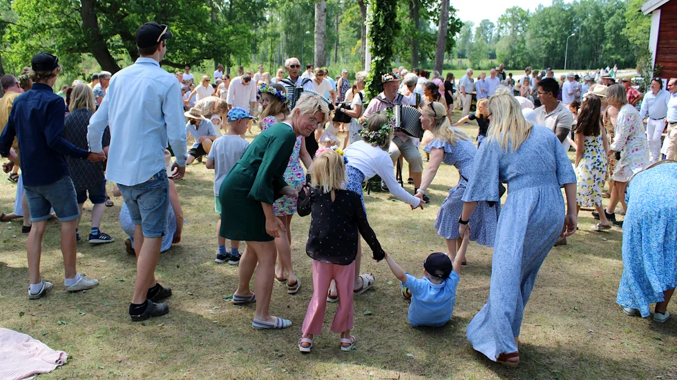 Midsommarfirande av det mer familjära slaget.