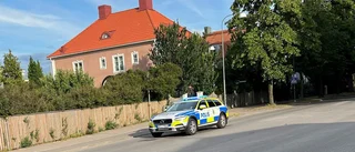 Polisinsats efter bråk – pojke angripen av flera personer