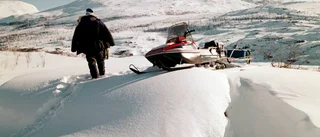Snöbrist i fjällen vid skotrarnas högsäsong