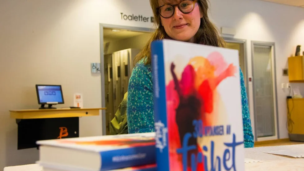 Debut. Förskolläraren och luleåbon Josefin Nordmark bokdebuterar med novellen "Tidig som majsolen" i novellsamlingen "50 nyanser av frihet".