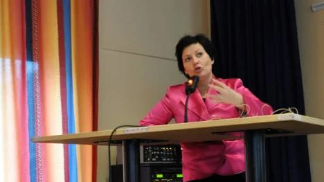 Helga Pedersen, gruppledare för Arbeiderpartiet i Norges Storting, tror att Norge kan behöva arbetskraft från Sverige när de utvecklar gruvnäringen.