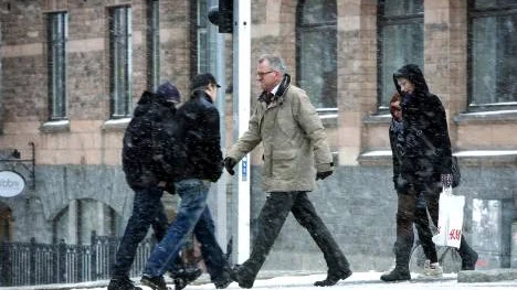 "Alla måste skaffa sig sin "Storgata" att gå på", menar Luleås kommunalråd Karl Petersen (S) som tycker att en partiledare måste ut bland folk, lyssna på dem och träffa dem i normala situationer.                                                                                                                                                                                                          FOTO: Kurt Engström