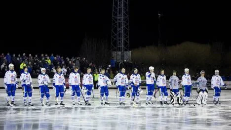 Nu drar HT Bandys säsong i gång på riktigt. Till helgen åker laget till Edsbyn för att spela Champions cup.