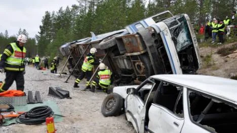 I den massiva räddningsinsatsen deltog även räddningstjänst och ambulans från Haparanda.