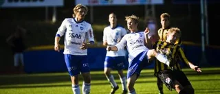 IFK-talang bröt foten
