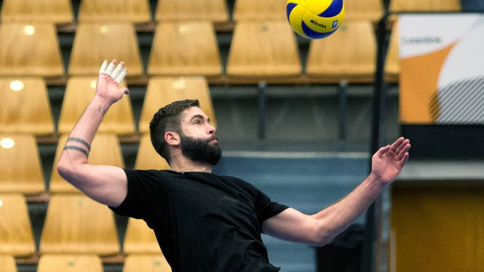 Braden McLean är 24 år och kommer från Kanada. I år ska han spela volleyboll för LVC.