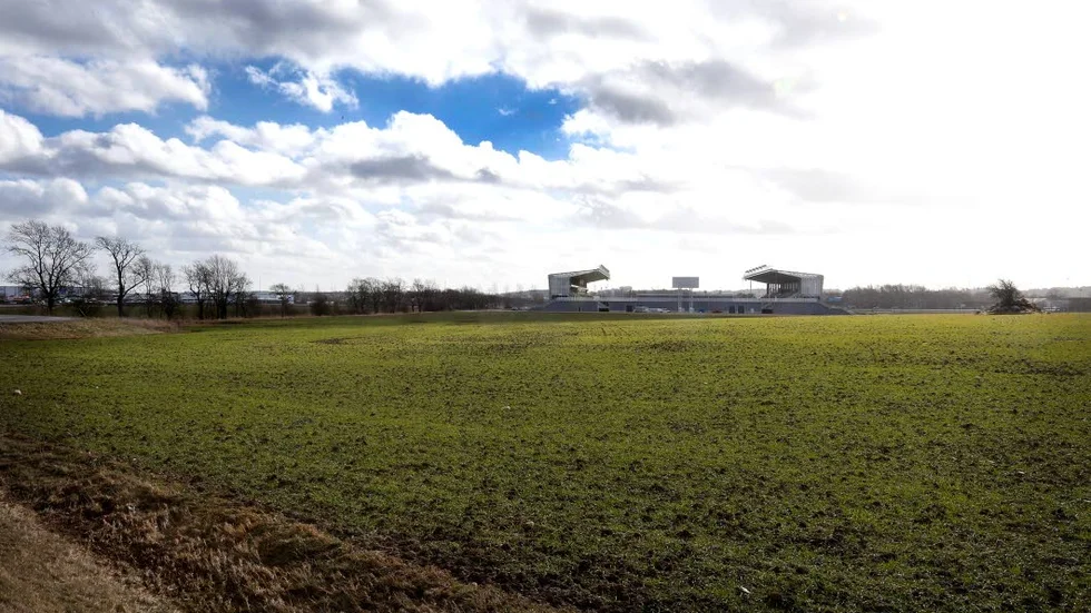 Någonstans här, intill fotbollsarenan vid Kallerstad, vill Linköping IBK bygga en innebandyarena med tre fullstora planer.