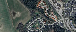 Nya ägare till villa i Märsta – 3 350 000 kronor blev priset