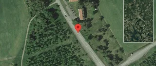 En lastbil i trafikolycka på väg 76