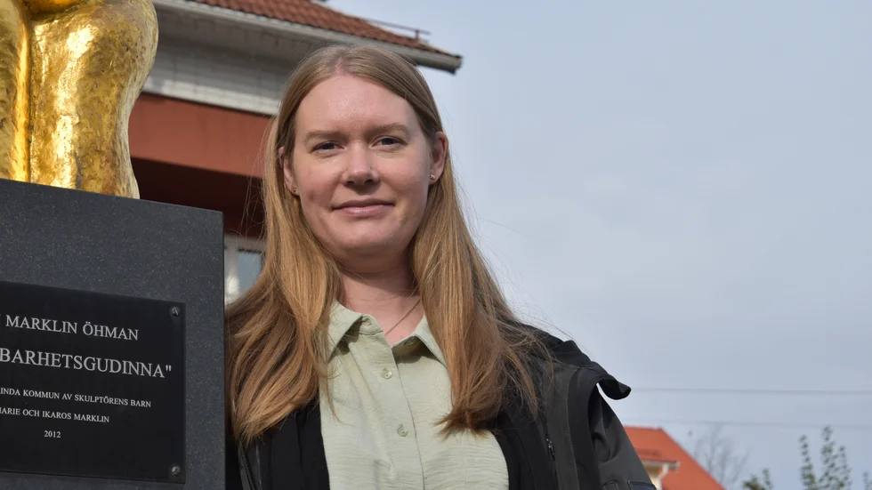 Anna Lilliehjort kommer att bo kvar i Linköping när hon börjar jobba i Kinda. "Det är viktigt för barnen att vara nära sina vänner. Jag har pendlat hela mitt liv".