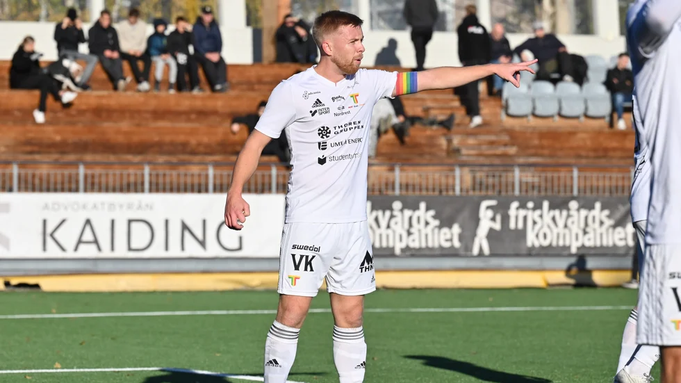 William Rönnlund var med att rädda ekonomin vilket gör att Team TG trots allt får spela i ettan nästa säsong. 