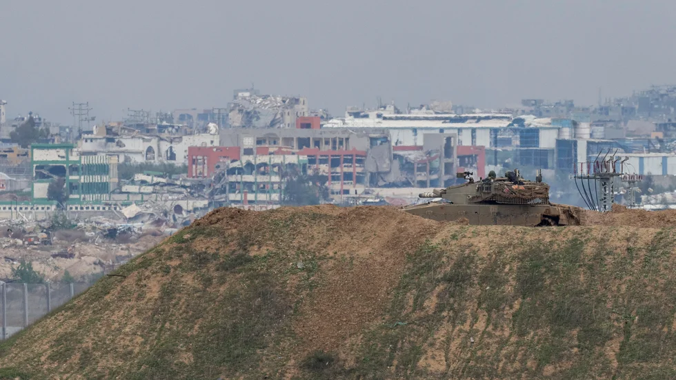 En israelisk stridsvagn nära gränsen till Israel. Bilden är tagen i februari.