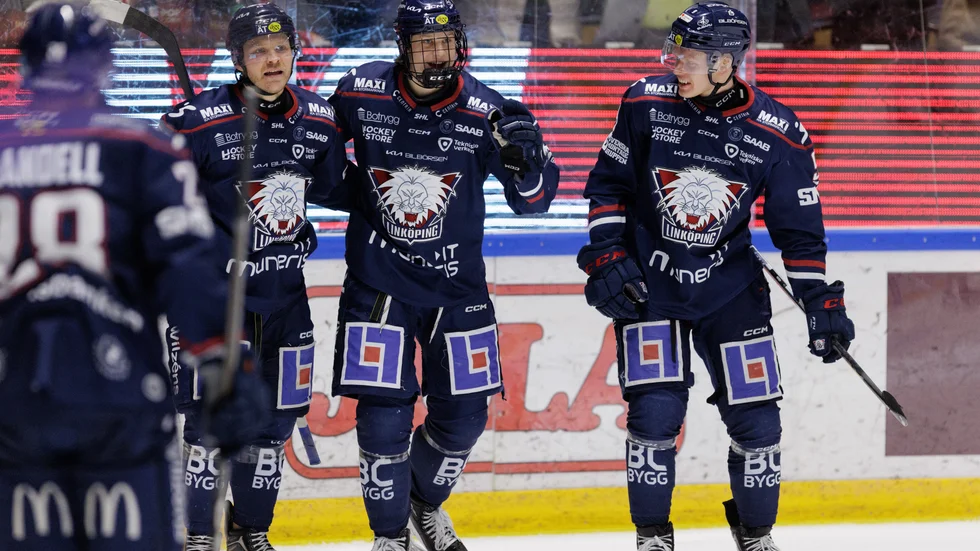  LHC-ynglingen Eddie Genborg jublar efter 2-1.