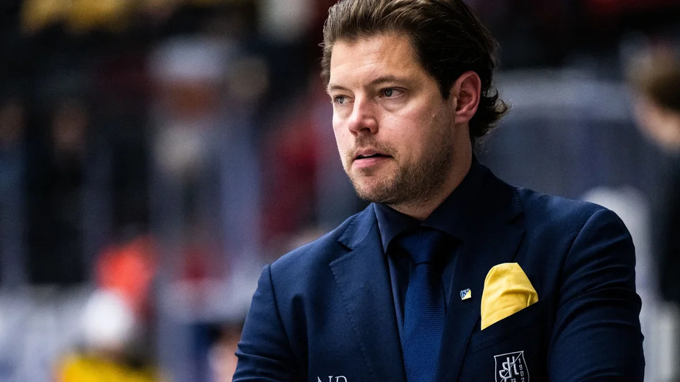 Södertäljes assisterande tränare Mattias Zackrisson uppges klar för LHC.