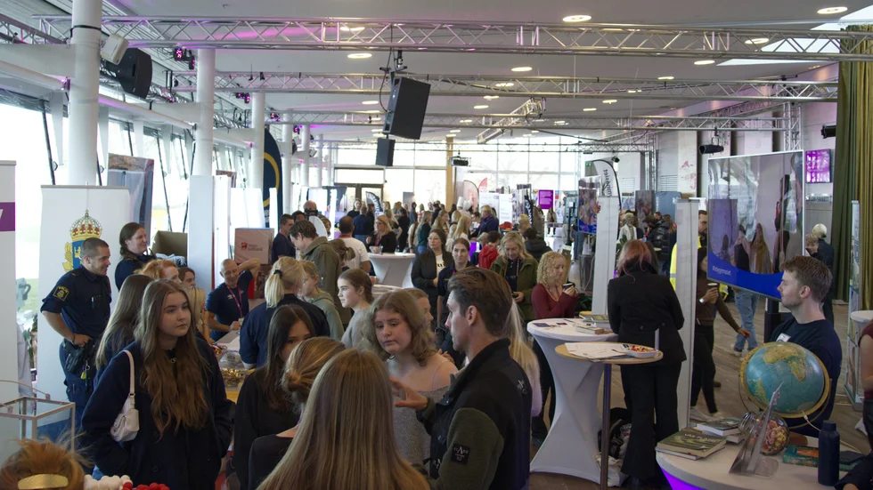 På studie- och yrkesmässan kan elever och vårdnadshavare skaffa sig en bättre valkompetens inför det kommande gymnasievalet.