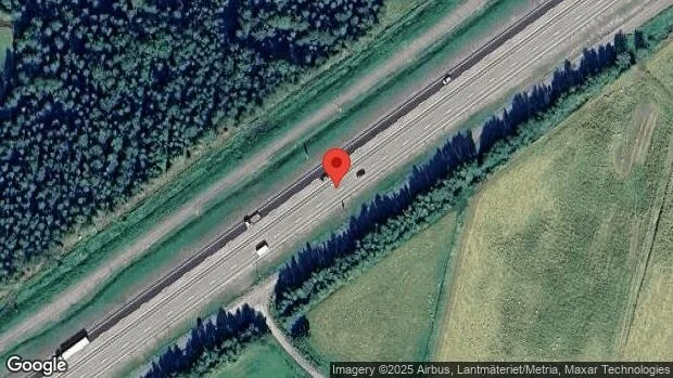 Stopp på E4 efter singelolycka