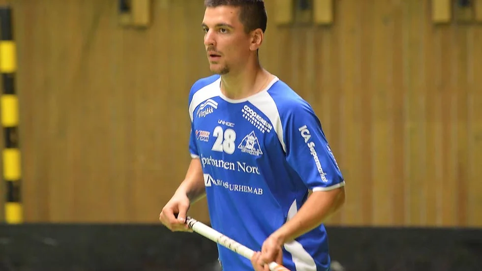 DUBBEL HJÄLTE. Alexander Milovanovic, K 4, avgjorde helgens båda division 1-matcher i förlängningen. (arkivbild)