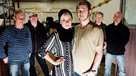 Under premiären för bluesklubben Blå Kaktus kommer man få höra musik både från arrangörerna Sick'n Blues och gästerna Lisa Lystram, Micke Fall och Stinky Fred.