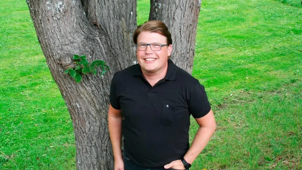 Vad gör Finspångs kommunalråd när politik och förvaltning är i sommarstiltje? Folkbladets Widar Andersson mötte Anders Härnbro för att få svar på den frågan.