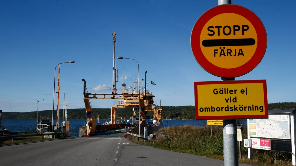Skenäsfärjan
