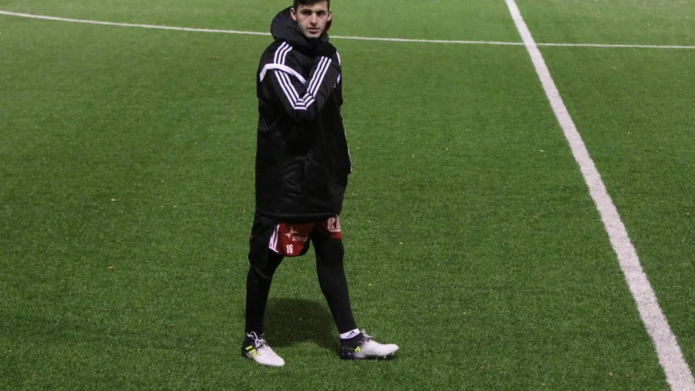 Elvis Mani spelar nu med Söderhamn i division 3, men PIF hoppas kunna ta tillbaka honom senare under säsongen.
